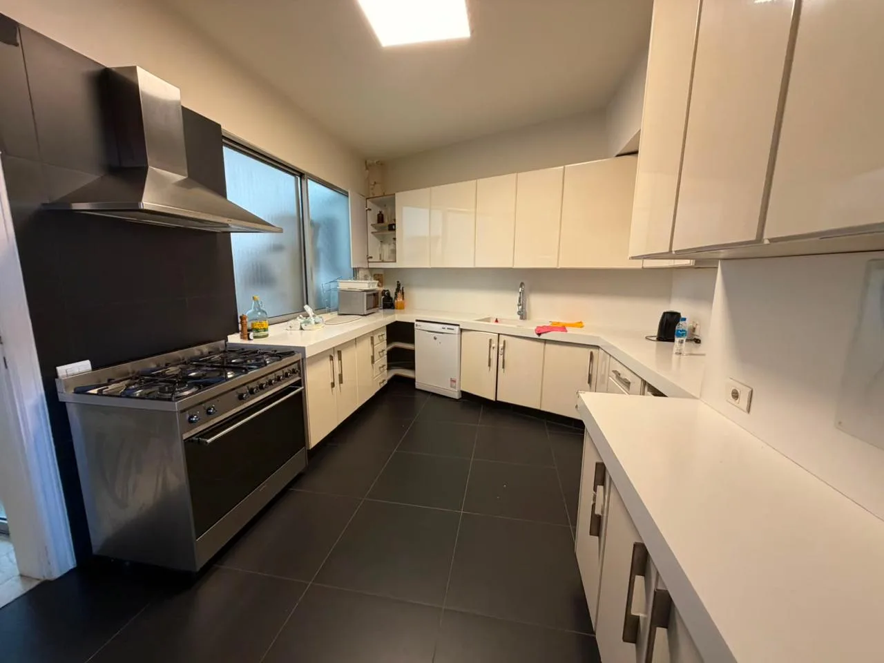 Apartment for Rent in Achrafieh — الصورة 5