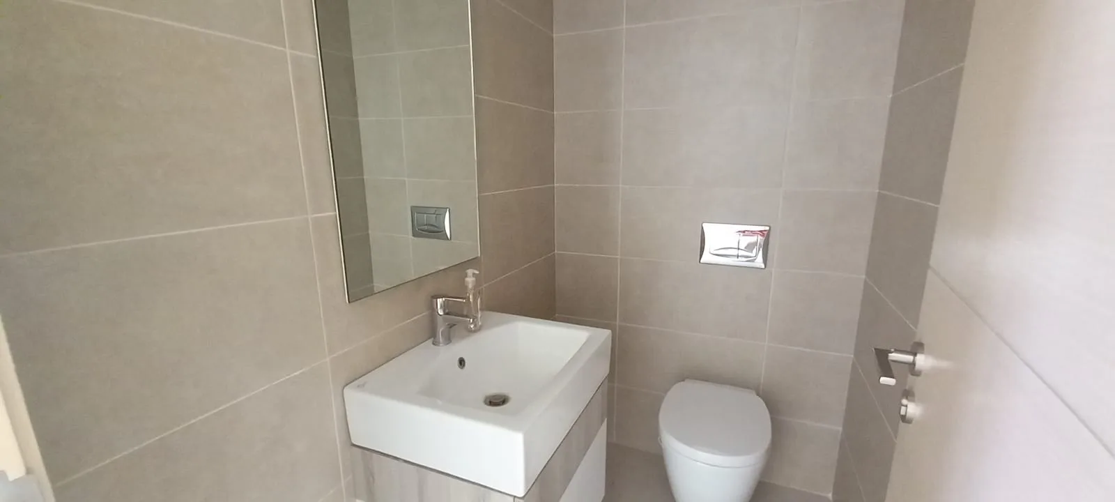 Apartment for Sale in Adma w Dafnah, Lebanon — الصورة 5