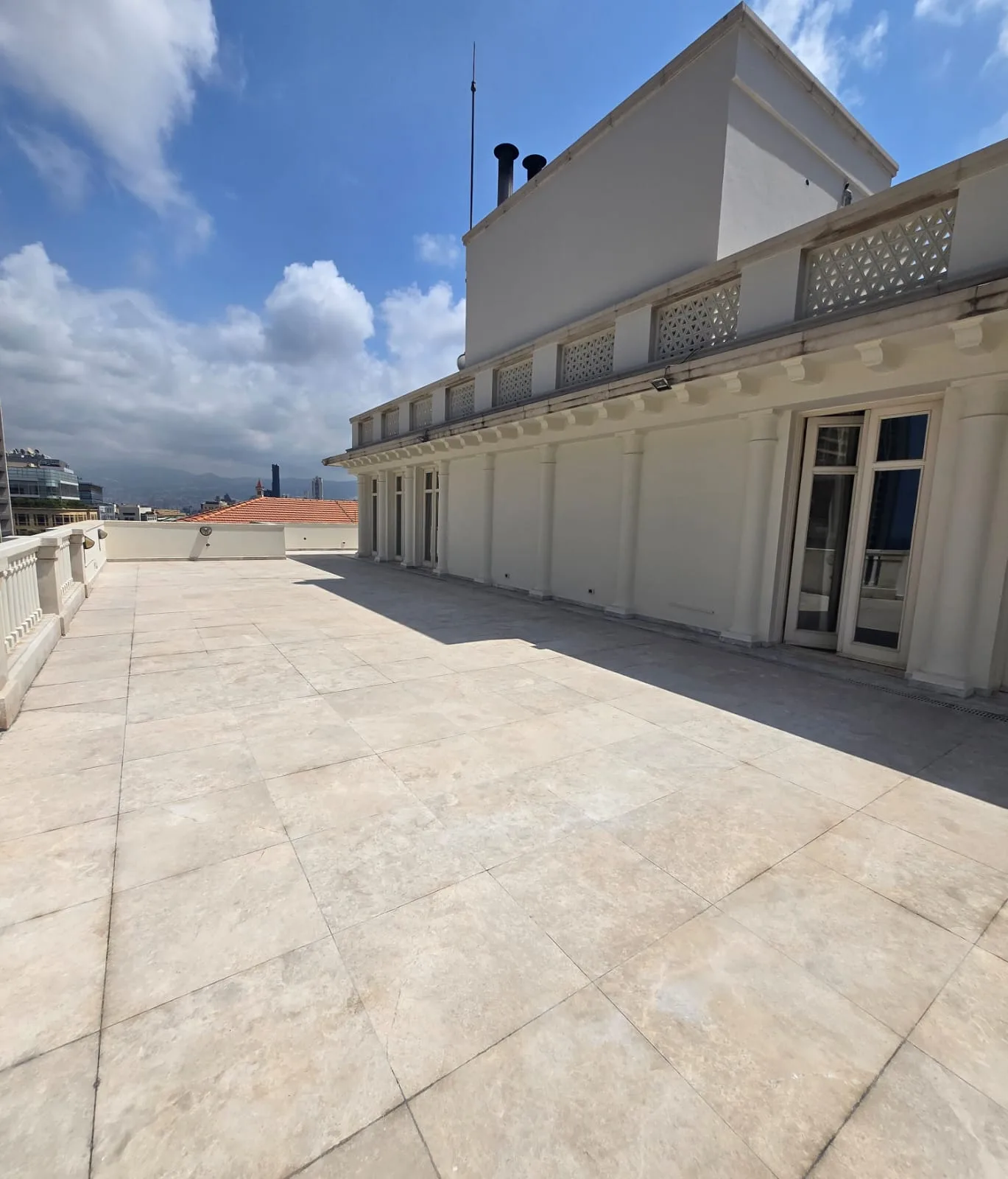 Apartment for Sale in Downtown, beirut — الصورة 1