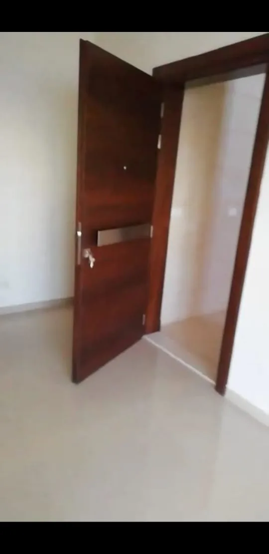 Apartment for Sale in Zouk Mikael — الصورة 8