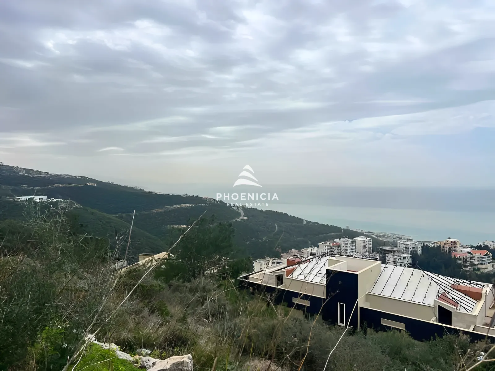 Land for Sale in Blat — الصورة 9