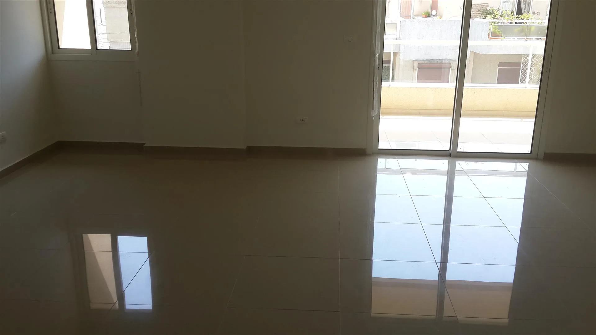 Apartment for Sale in Zouk Mosbeh, Lebanon
