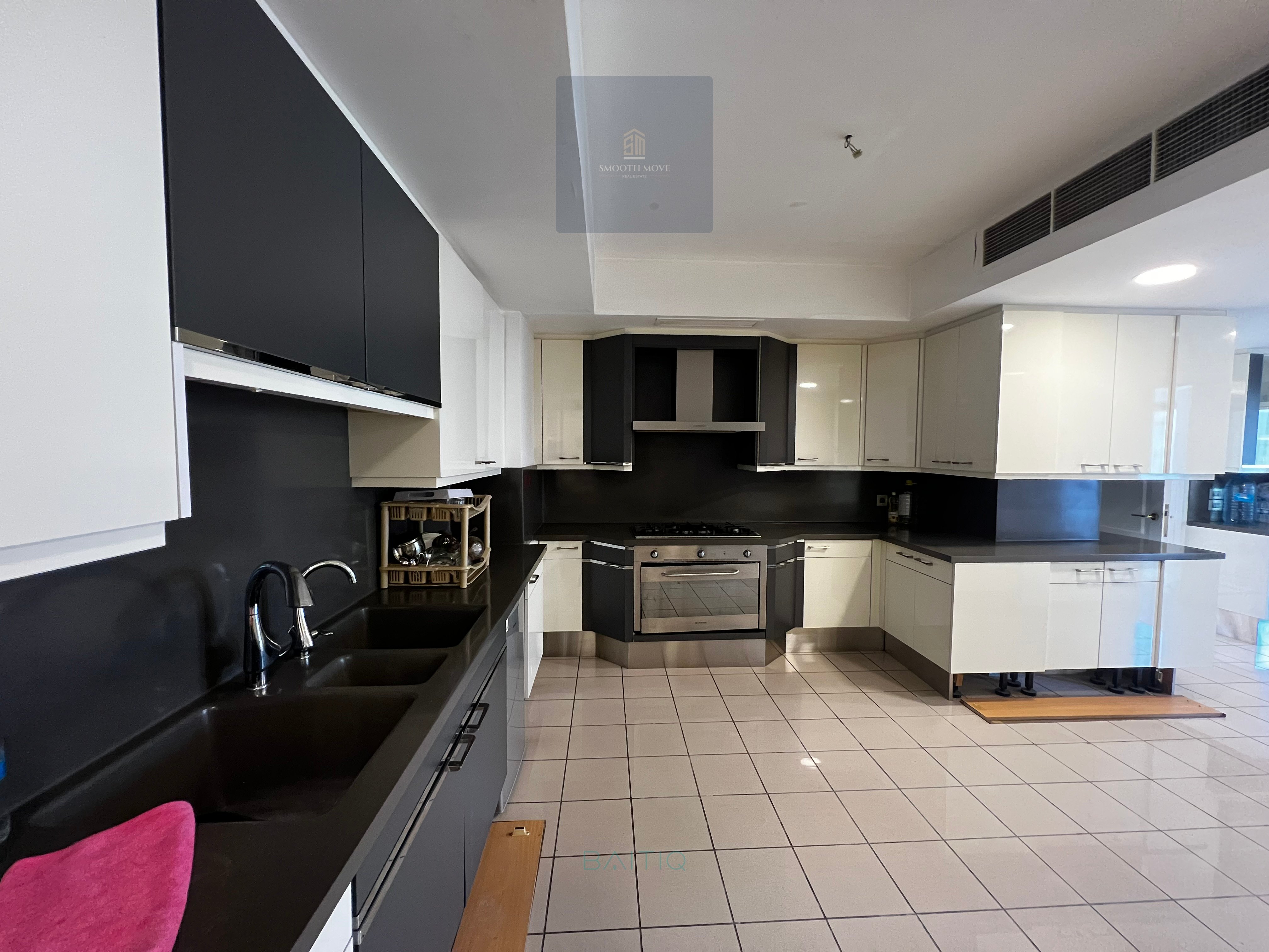 Timeless, Unique Apartment for Sale in Manara, Beirut — الصورة 9