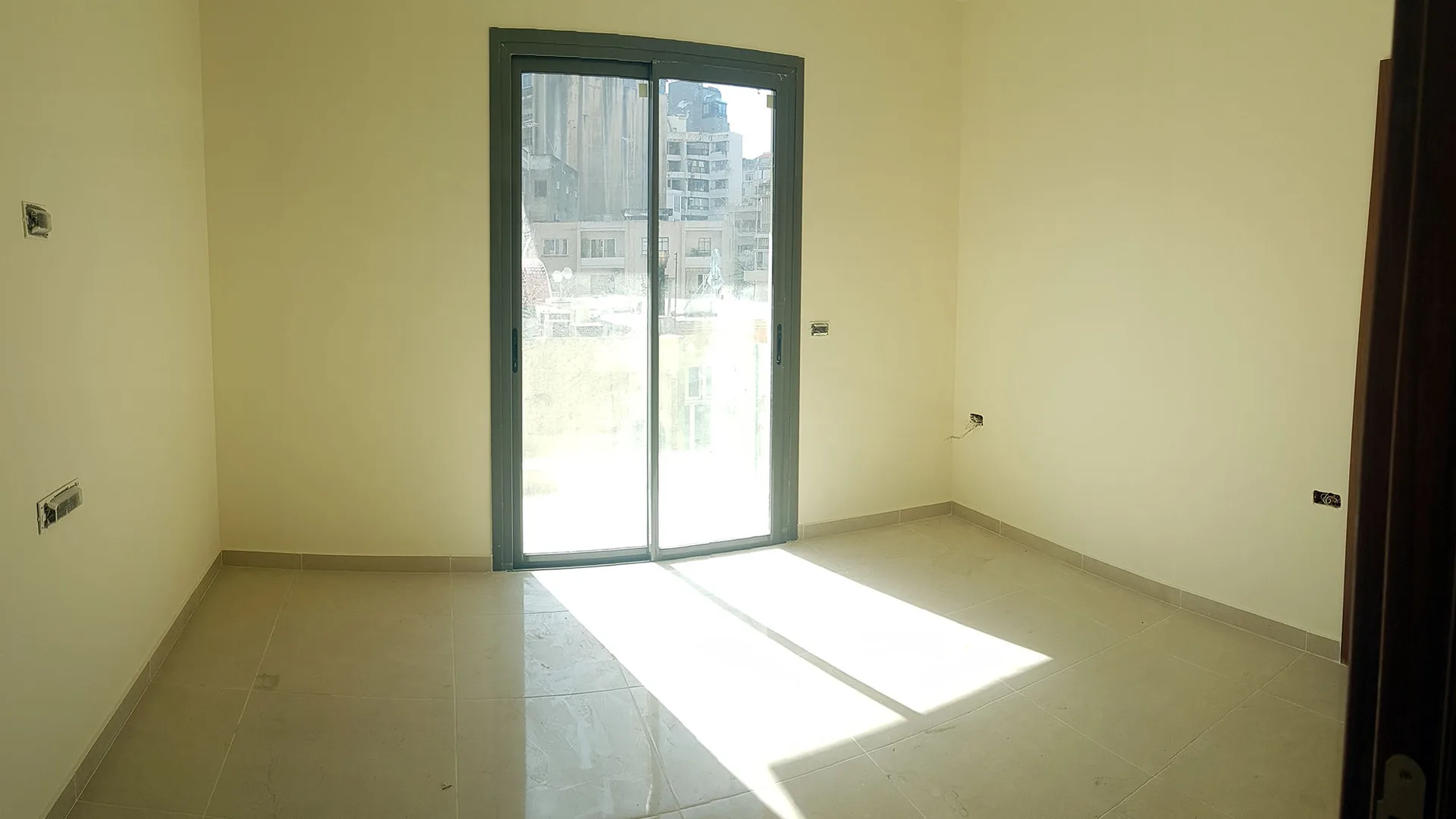 Apartment for Sale in Achrafieh, Beirut, Lebanon — الصورة 4