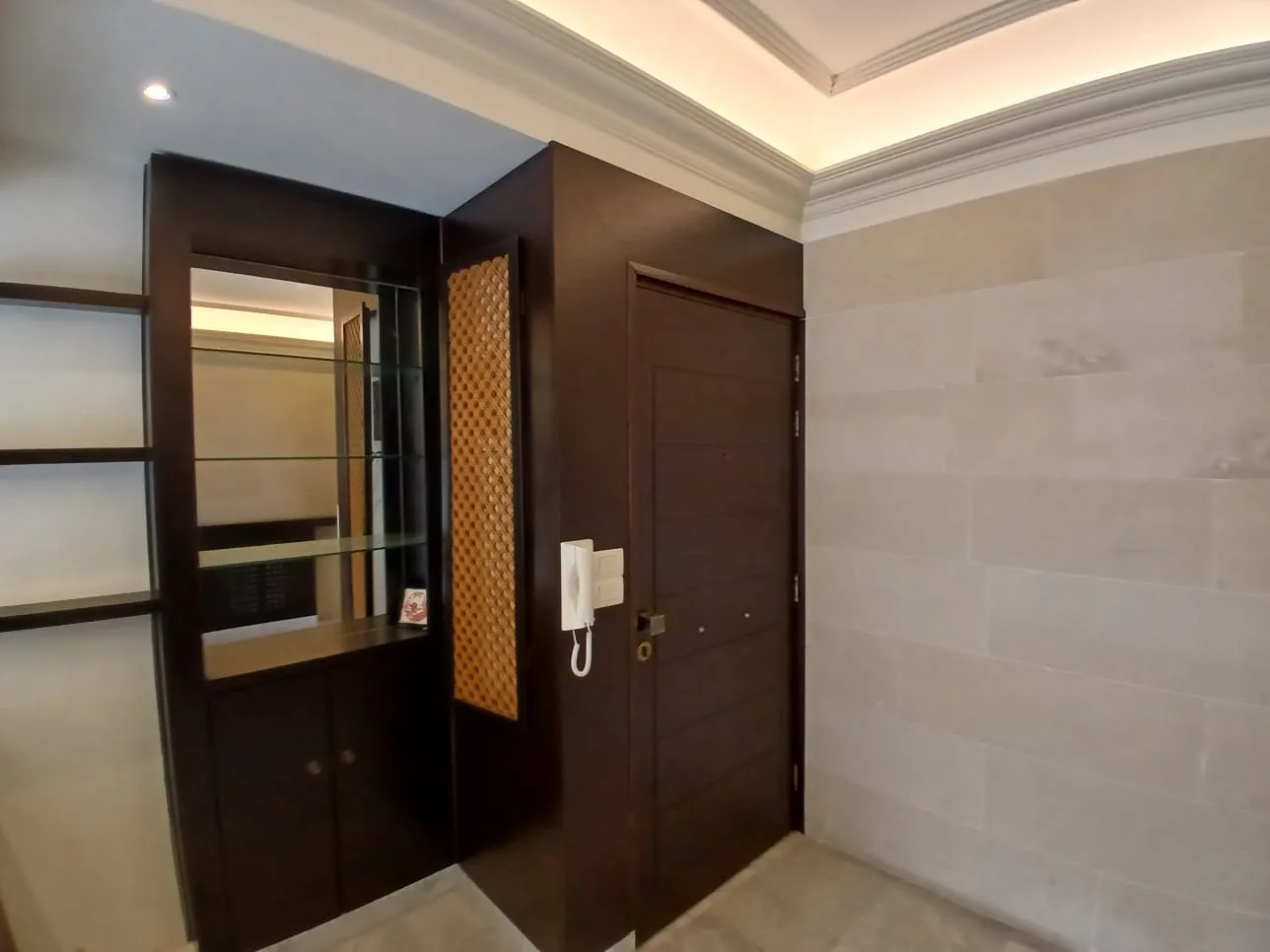 Apartment for Rent in Cornet Chahwan — photo 3