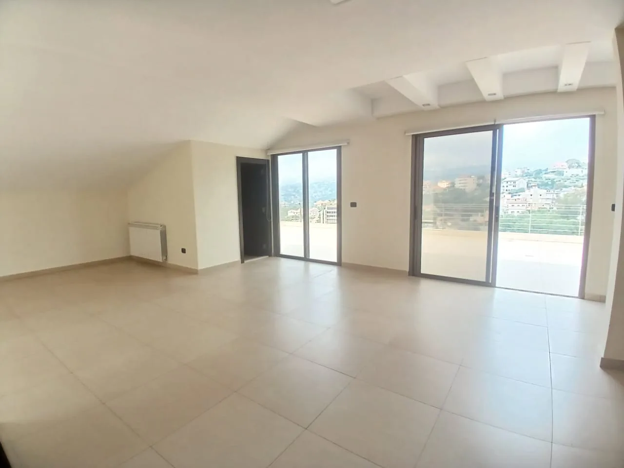 Apartment for Rent in Qornet El Hamra