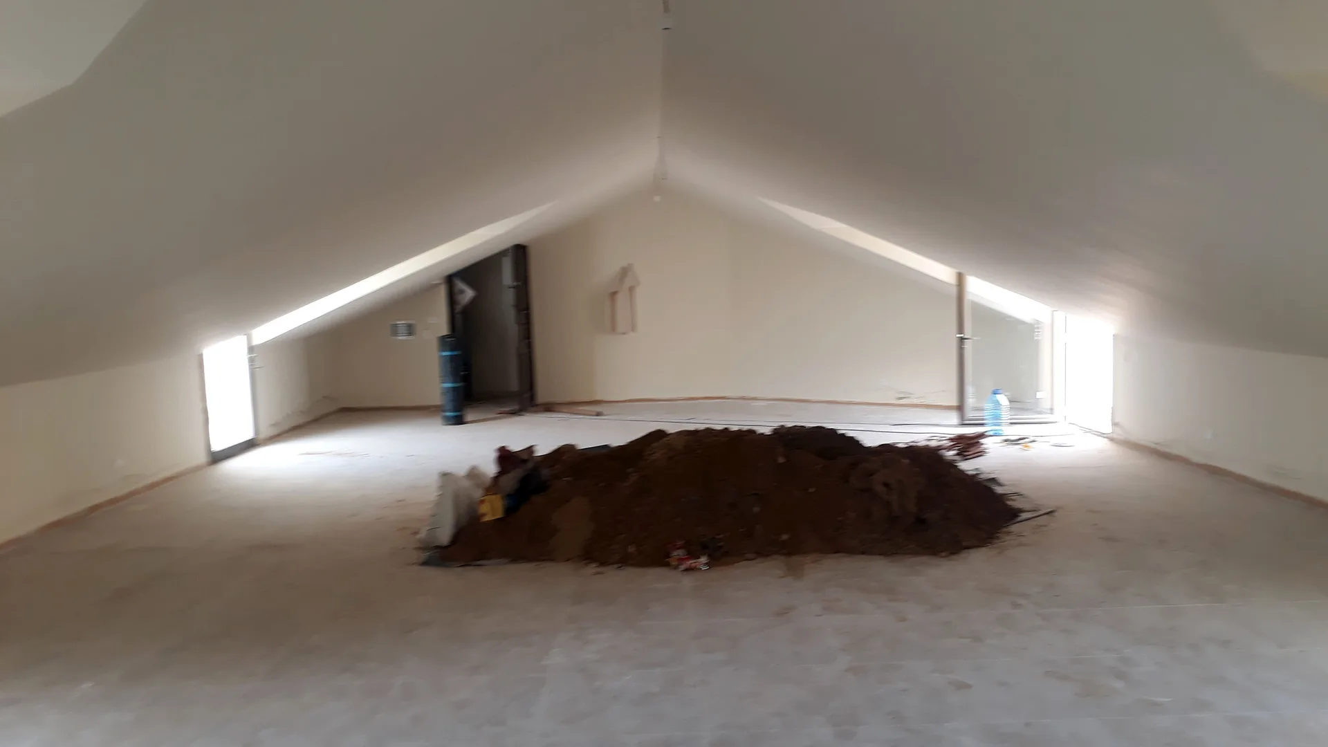 Duplex for Sale in Bsalim, Lebanon — الصورة 9