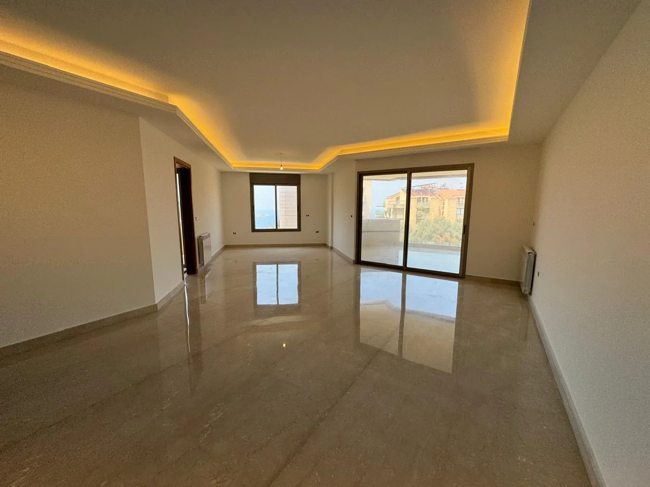 Apartment for Sale in Kfar Hbab — الصورة 2