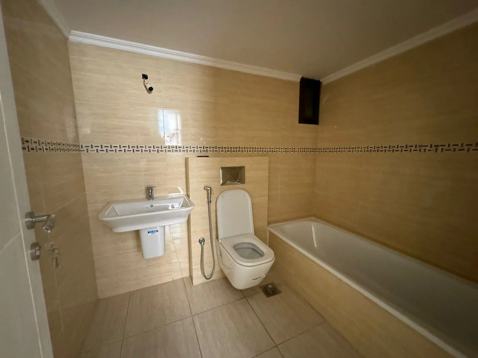Apartment for Sale in Louaizeh, Lebanon — الصورة 5