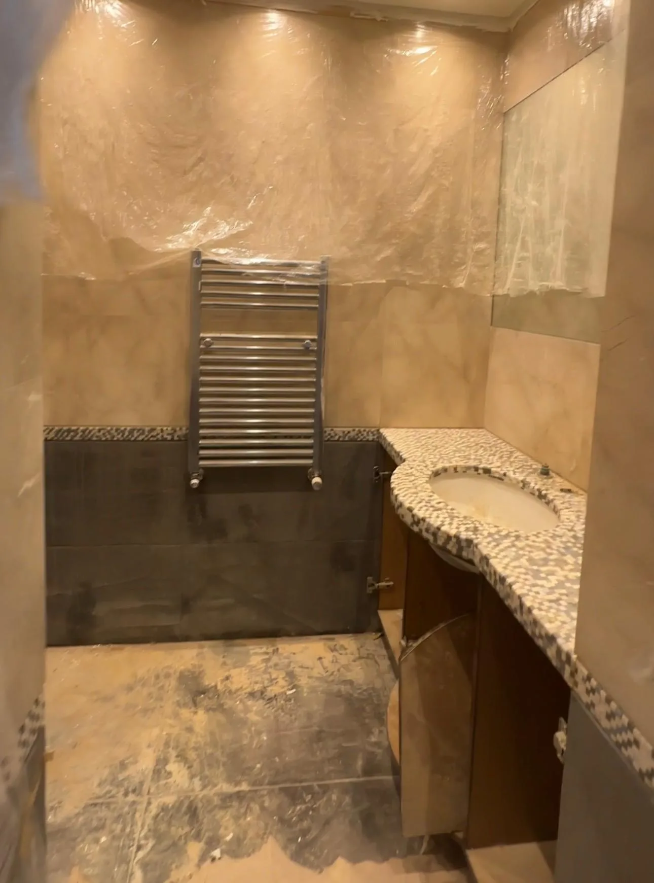 Apartment for Sale in Downtown — الصورة 2
