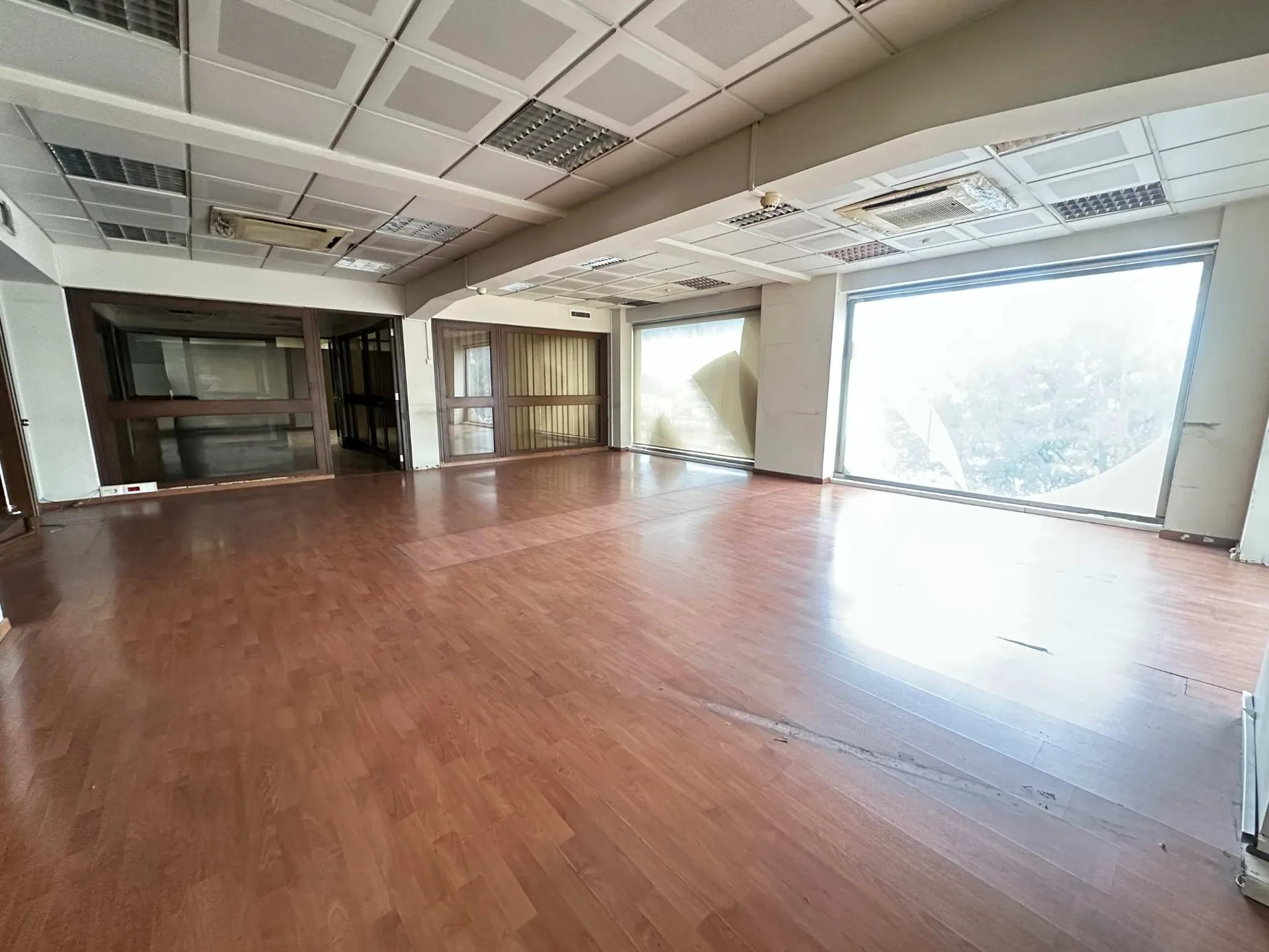 Office for rent in Daoura — الصورة 5