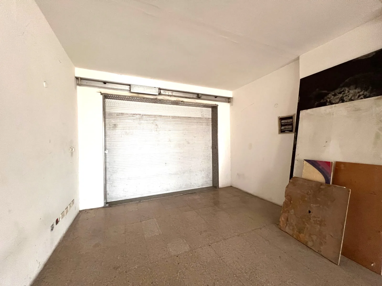Office for Rent in Gemmayzeh — الصورة 10