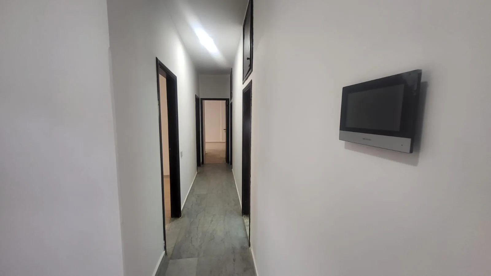 Apartment for rent in Zouk Mosbeh, Lebanon — الصورة 7