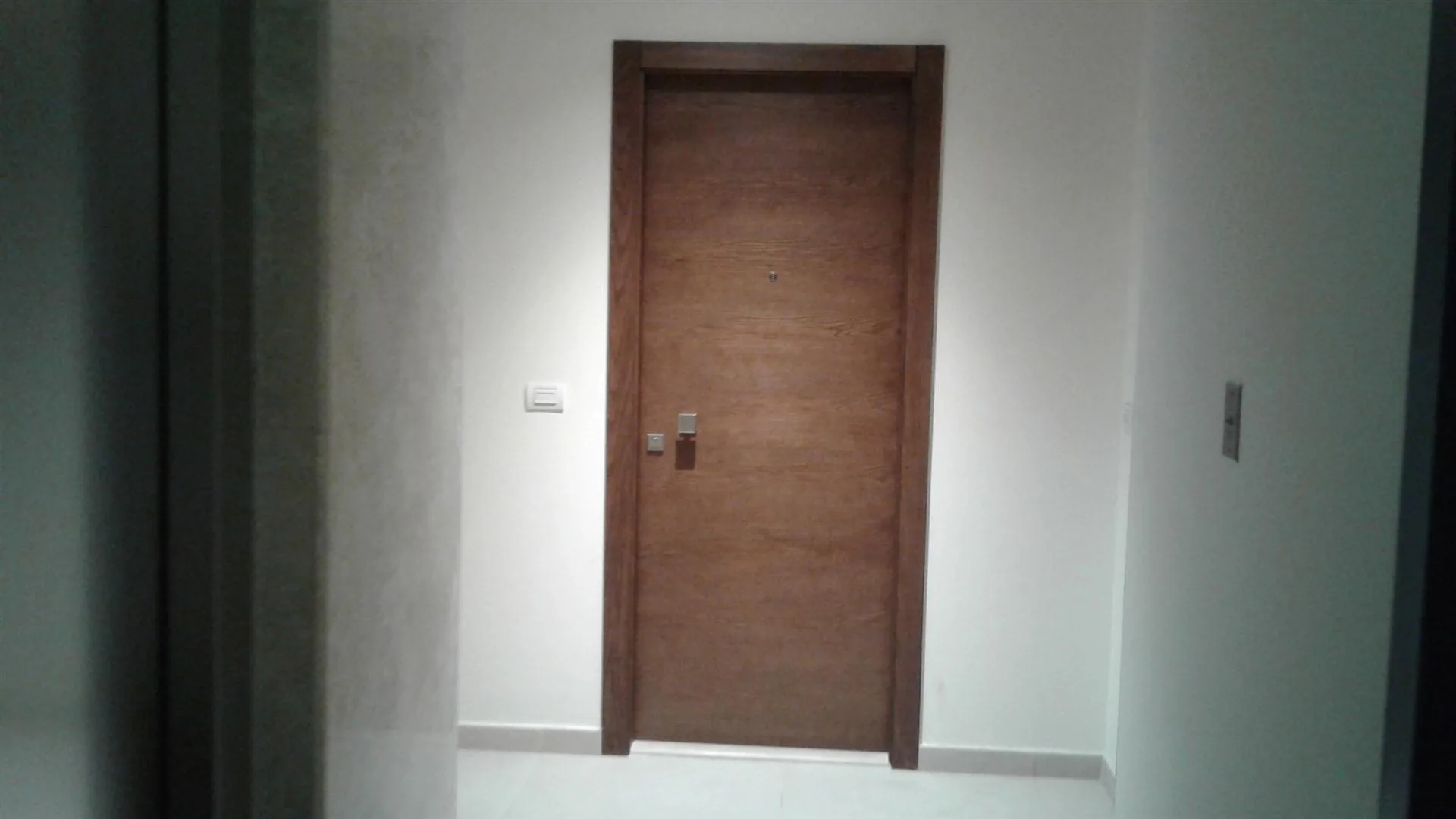Office for rent in Dbayeh — الصورة 6