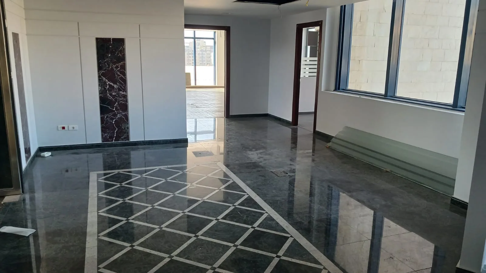 Office for rent in Dbayeh