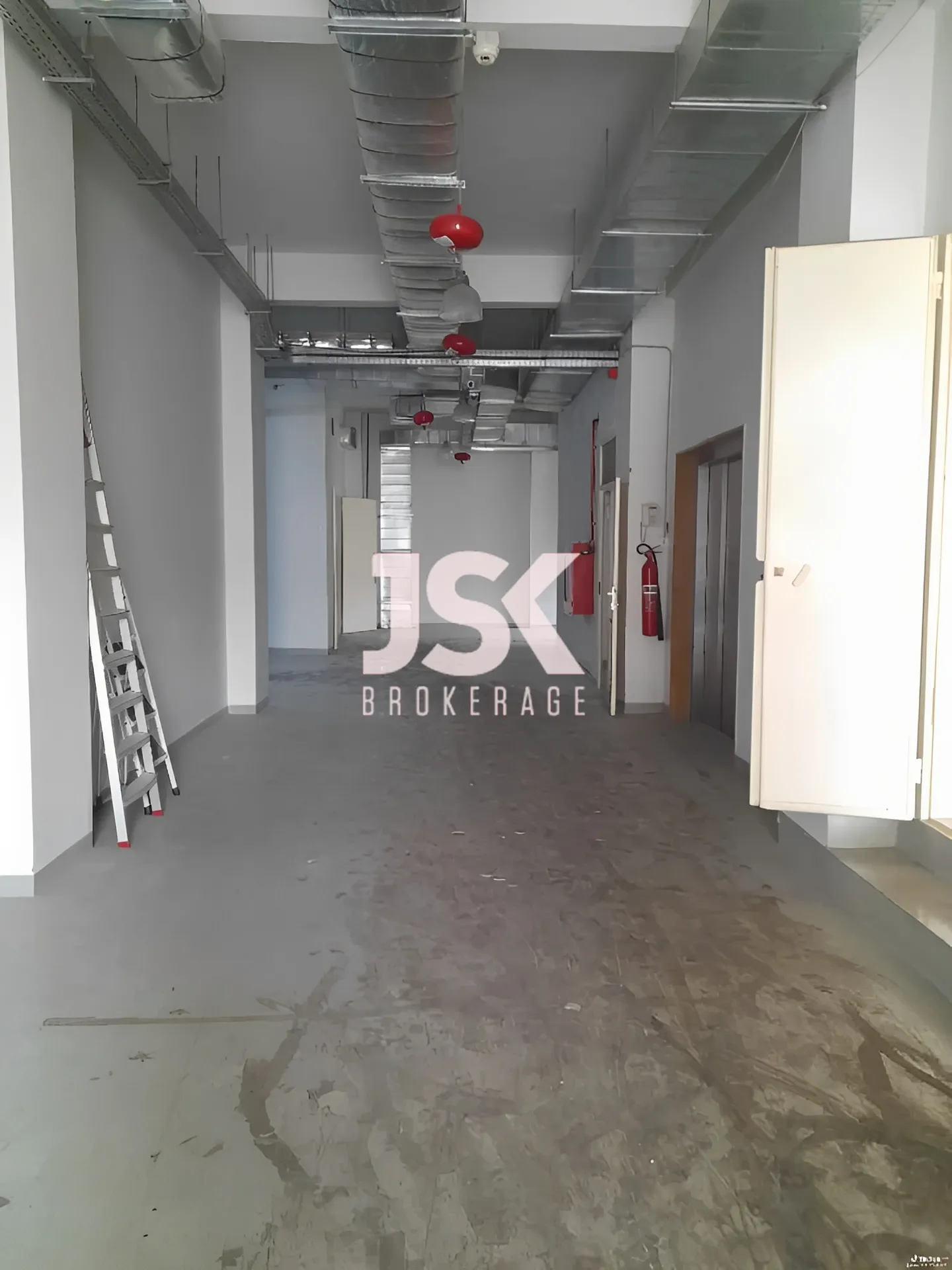 Commercial Building for sale in Mkalles, Lebanon — الصورة 8