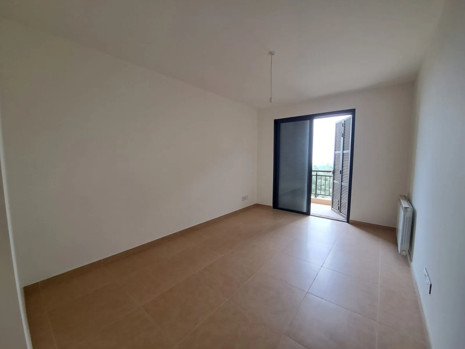 Apartment for Sale in Aatchane, Lebanon — الصورة 8