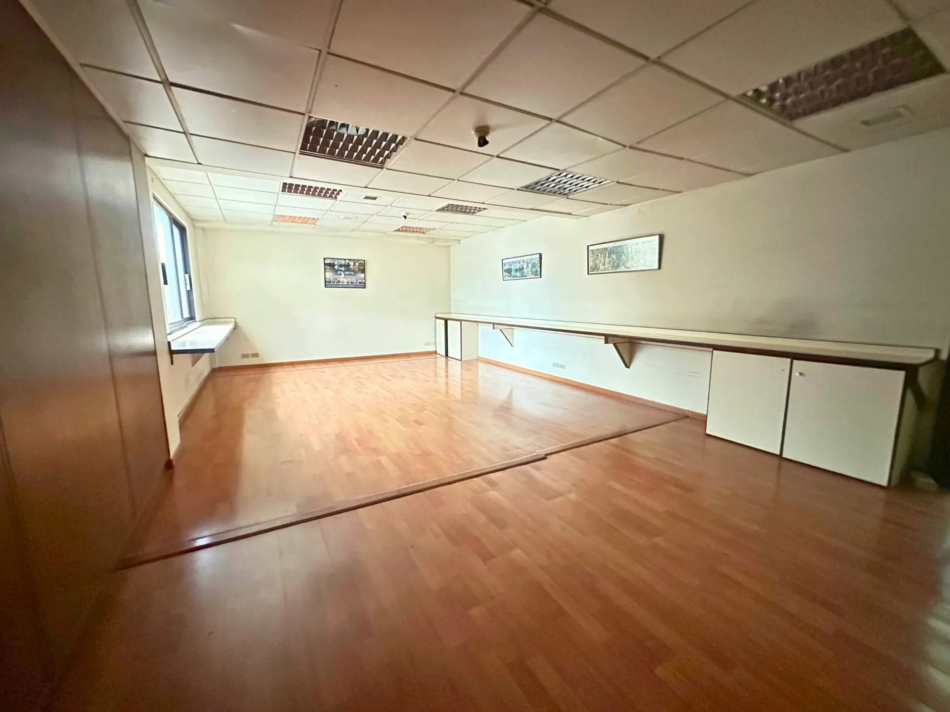 Office for rent in Daoura — الصورة 6