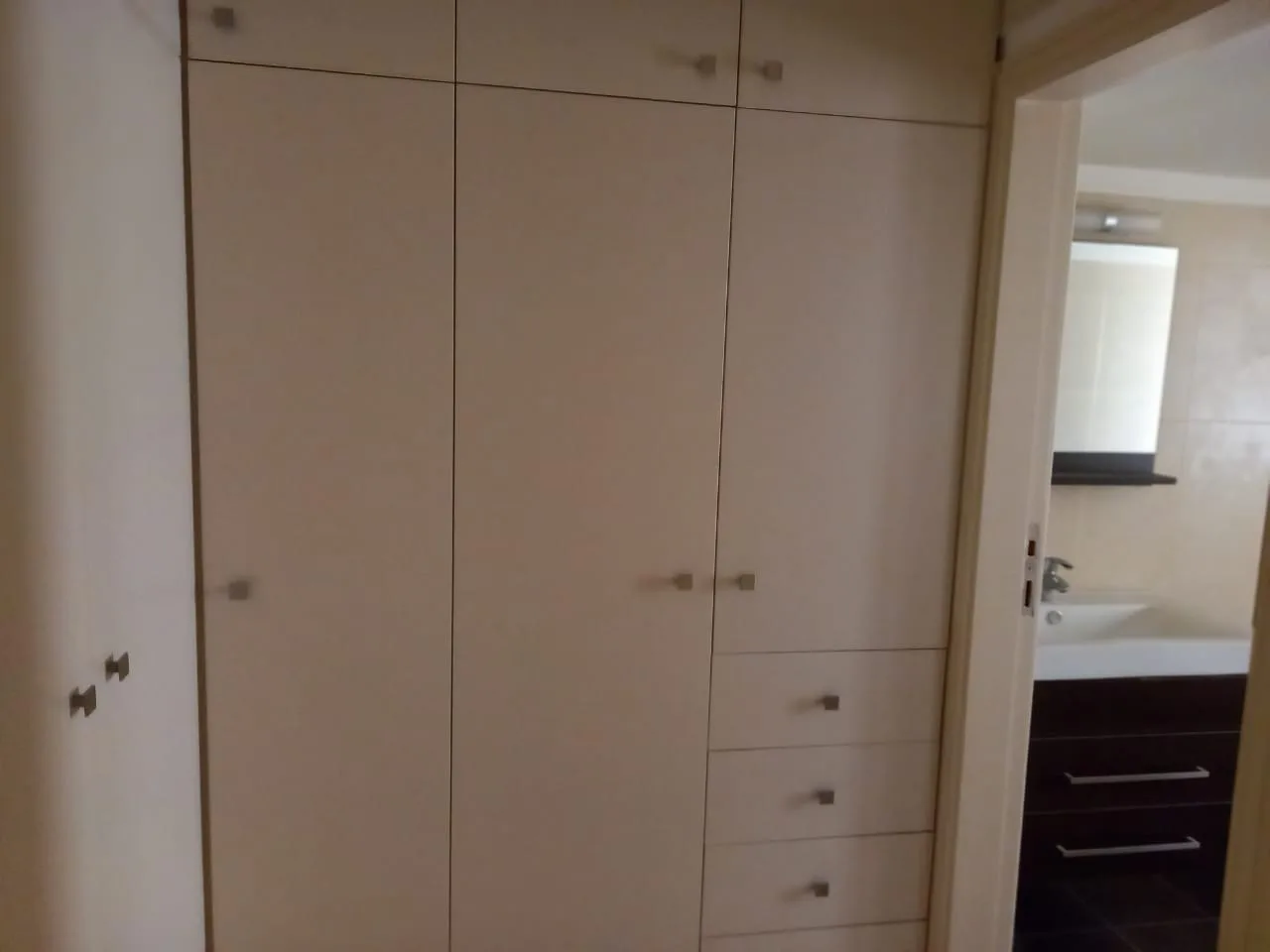 Apartment for Sale in Haret Sakher, Lebanon — الصورة 6