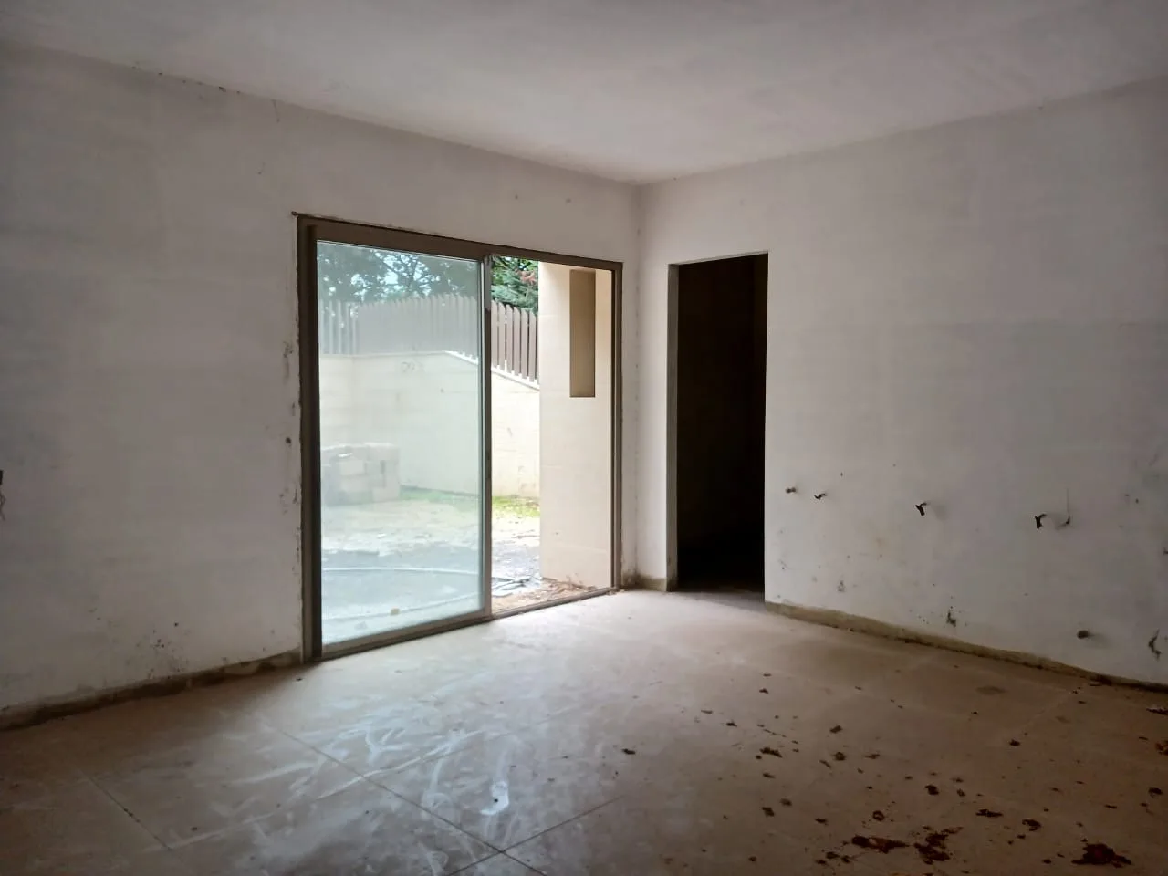 Apartment for Sale in Rabieh, Lebanon — الصورة 9
