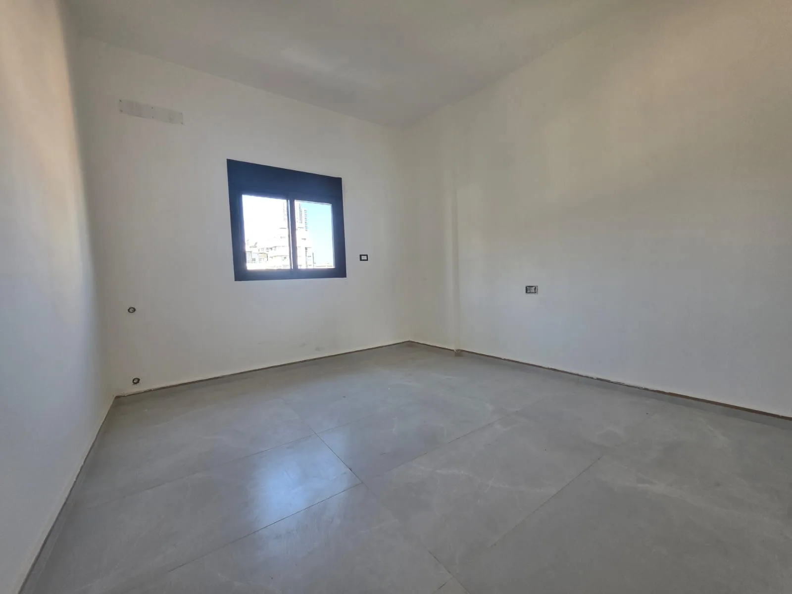 Apartment for Sale in Forn El Chebbak — الصورة 4