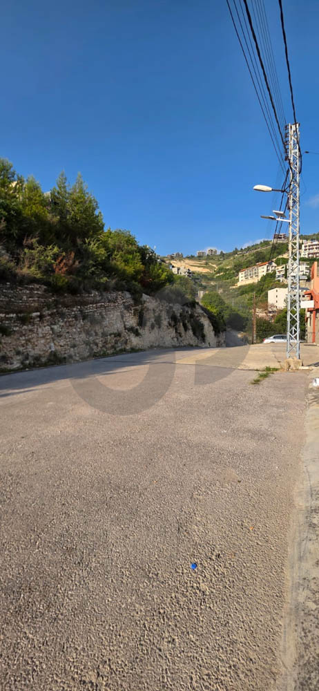 PRIME LOCATION / LAND FOR SALE / BLAT-JBEIL — photo 3