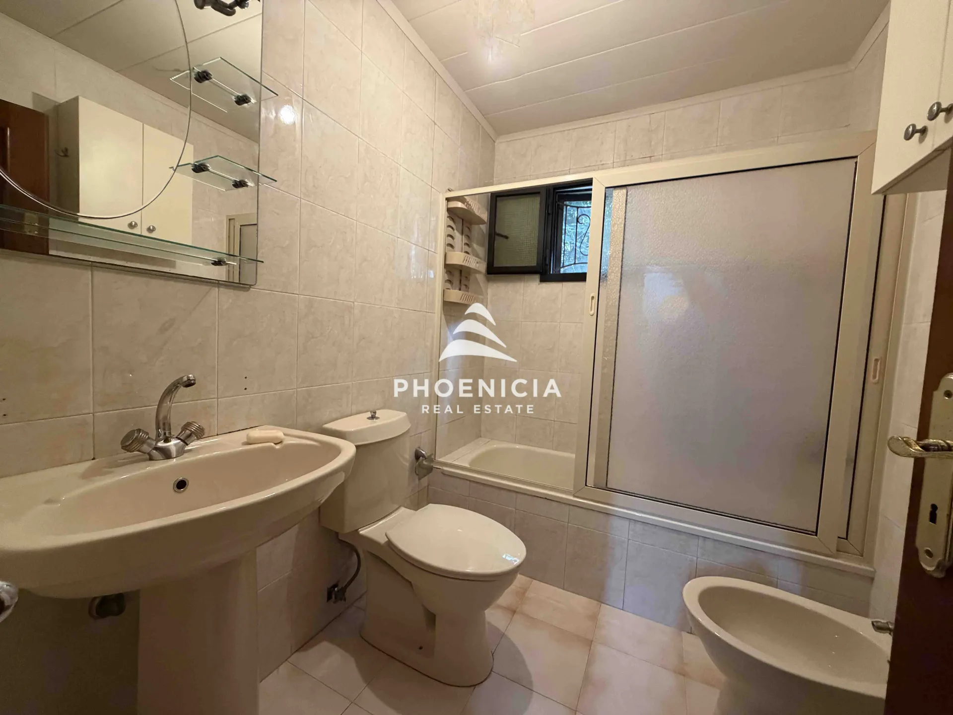 Apartment for rent in Jbeil, Lebanon — الصورة 9