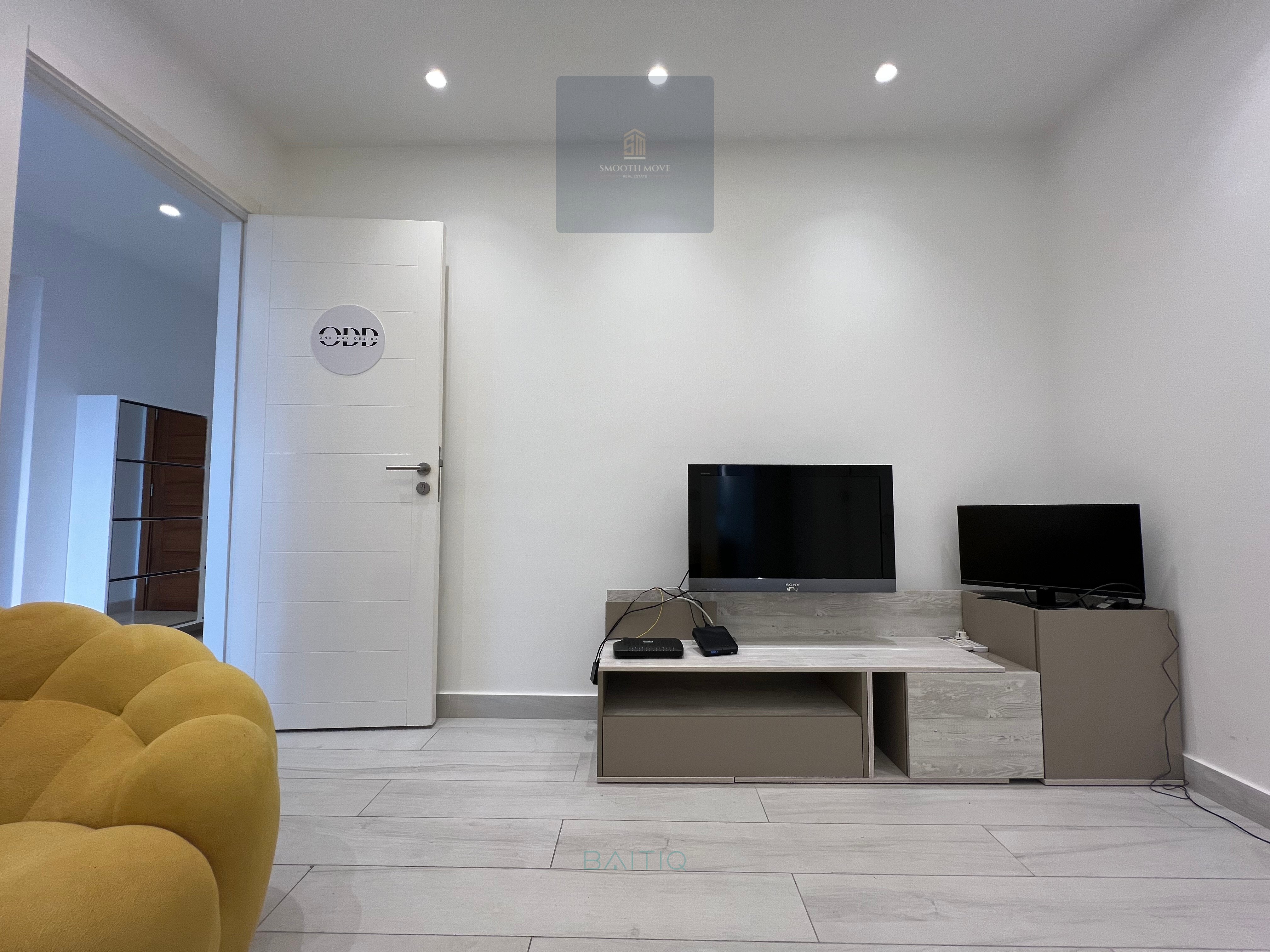 Gorgeous 3 Bedroom for Sale in Ashrafieh in a Gated Community — الصورة 6