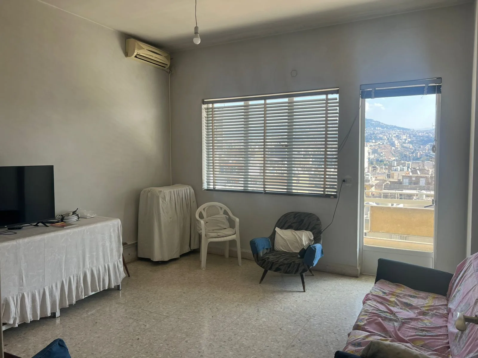 Apartment for Sale in Ain el remmeneh, baabda Lebanon — الصورة 3