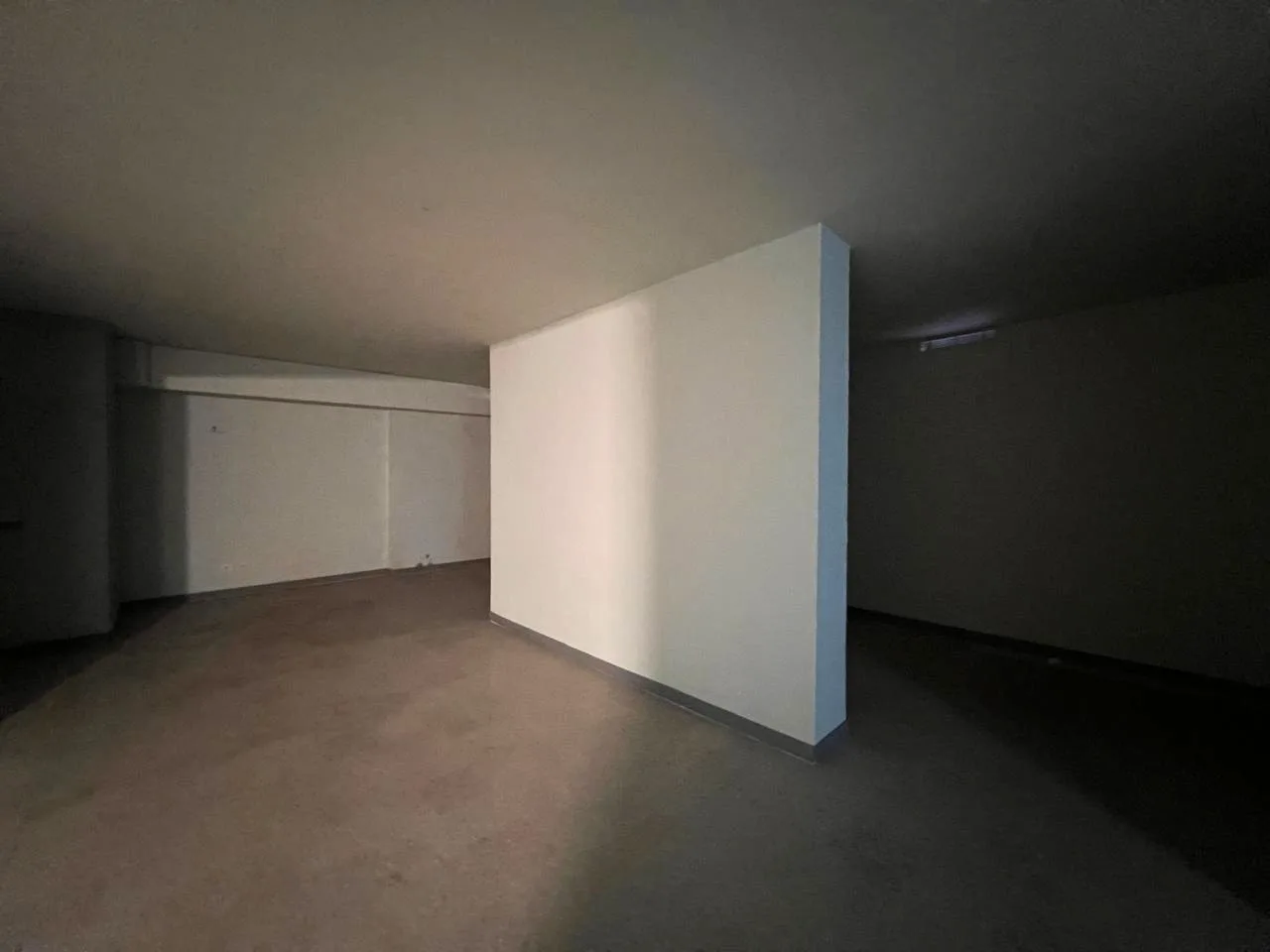 Warehouse for rent in Gemmayzeh — الصورة 6