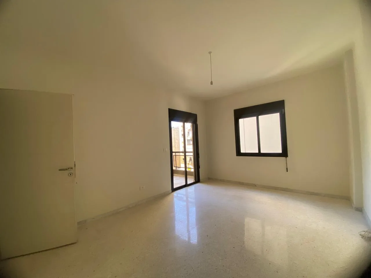Apartment for Sale in Ain El Remmaneh — الصورة 6