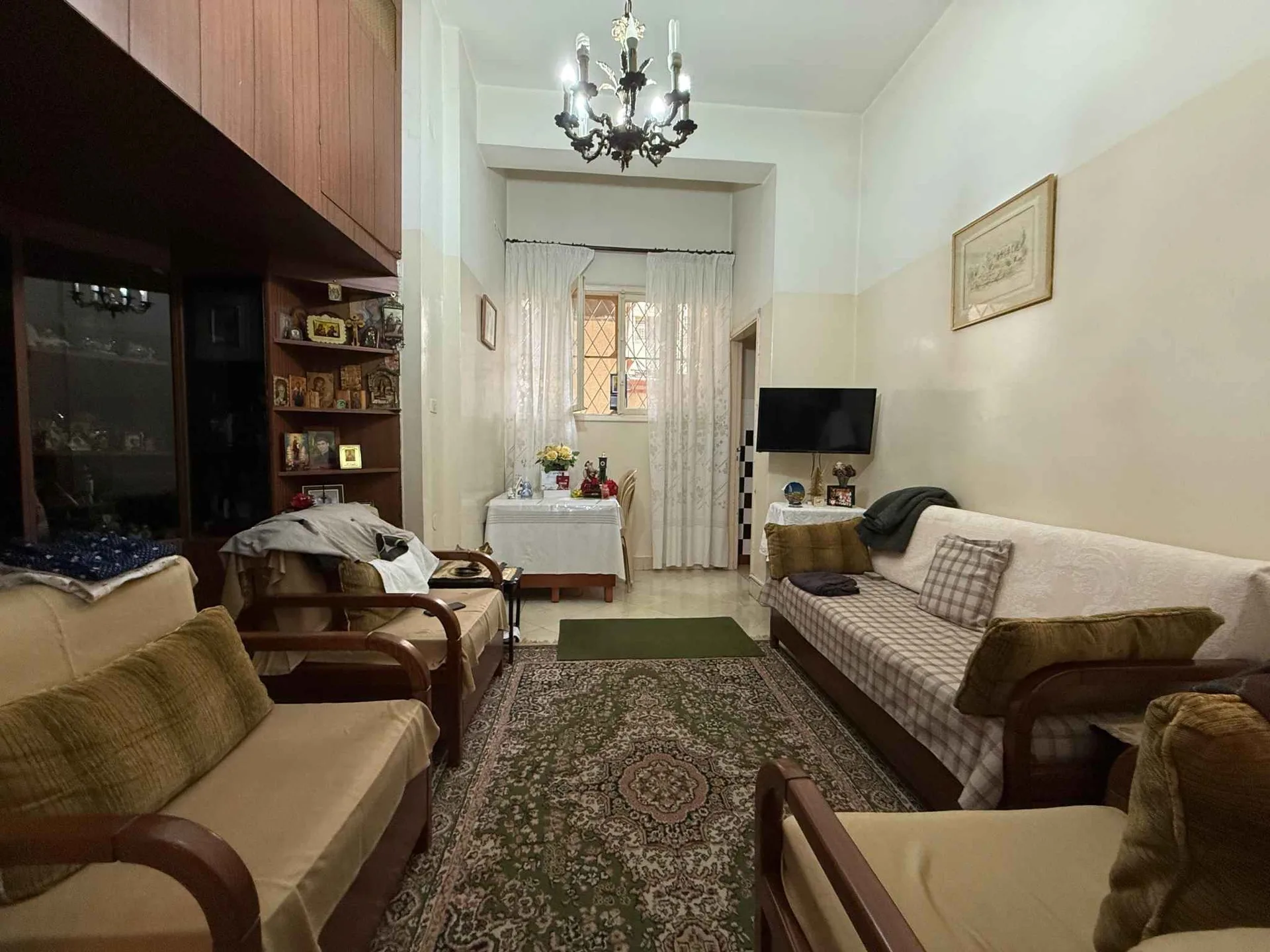 Apartment for Sale in Caree d'or, Achrafieh, Beirut, Lebanon — الصورة 6