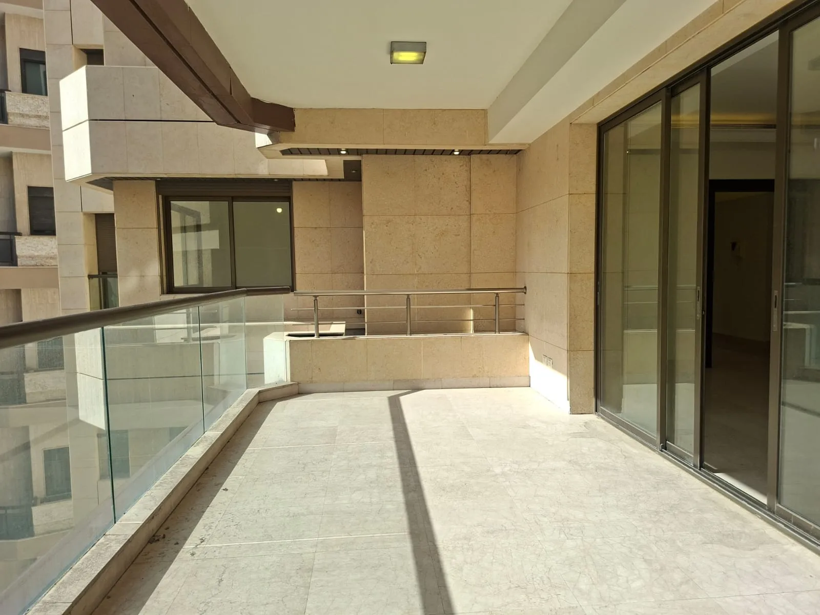 Apartment for Sale in Manara, Beirut, Lebanon — الصورة 2