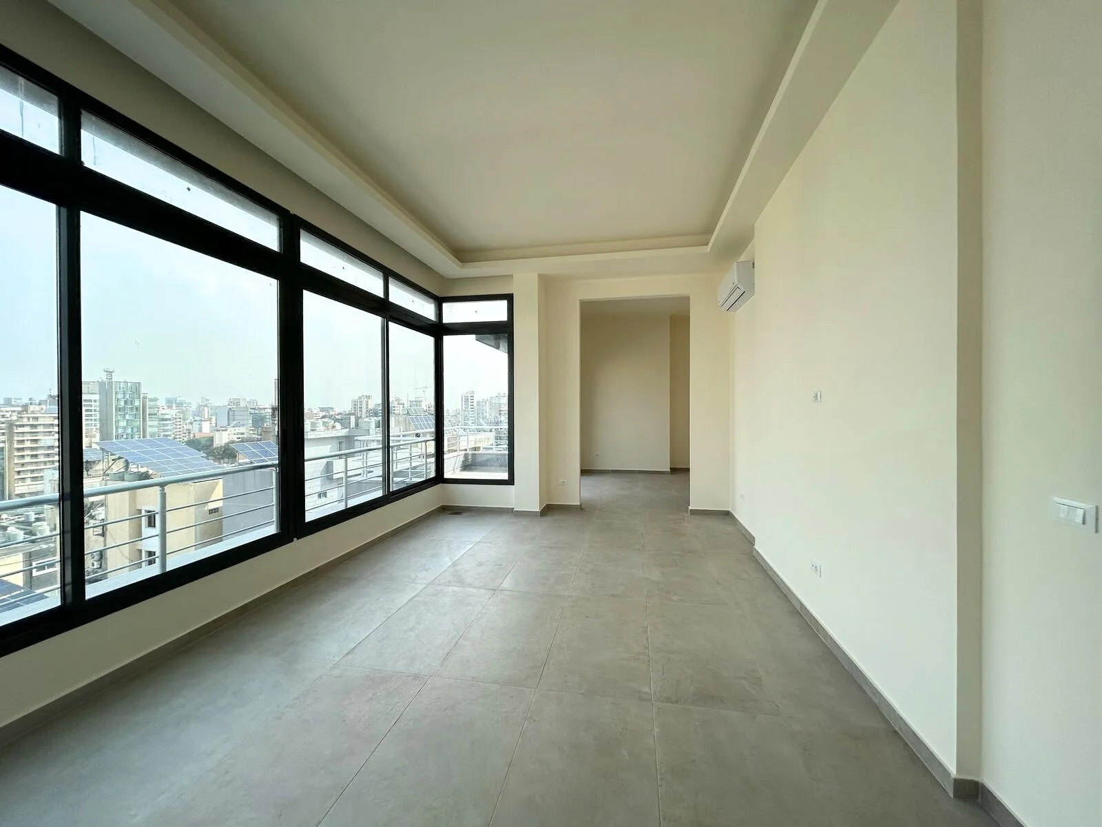 Apartment for Sale in Verdun,, Beirut, Lebanon — الصورة 3