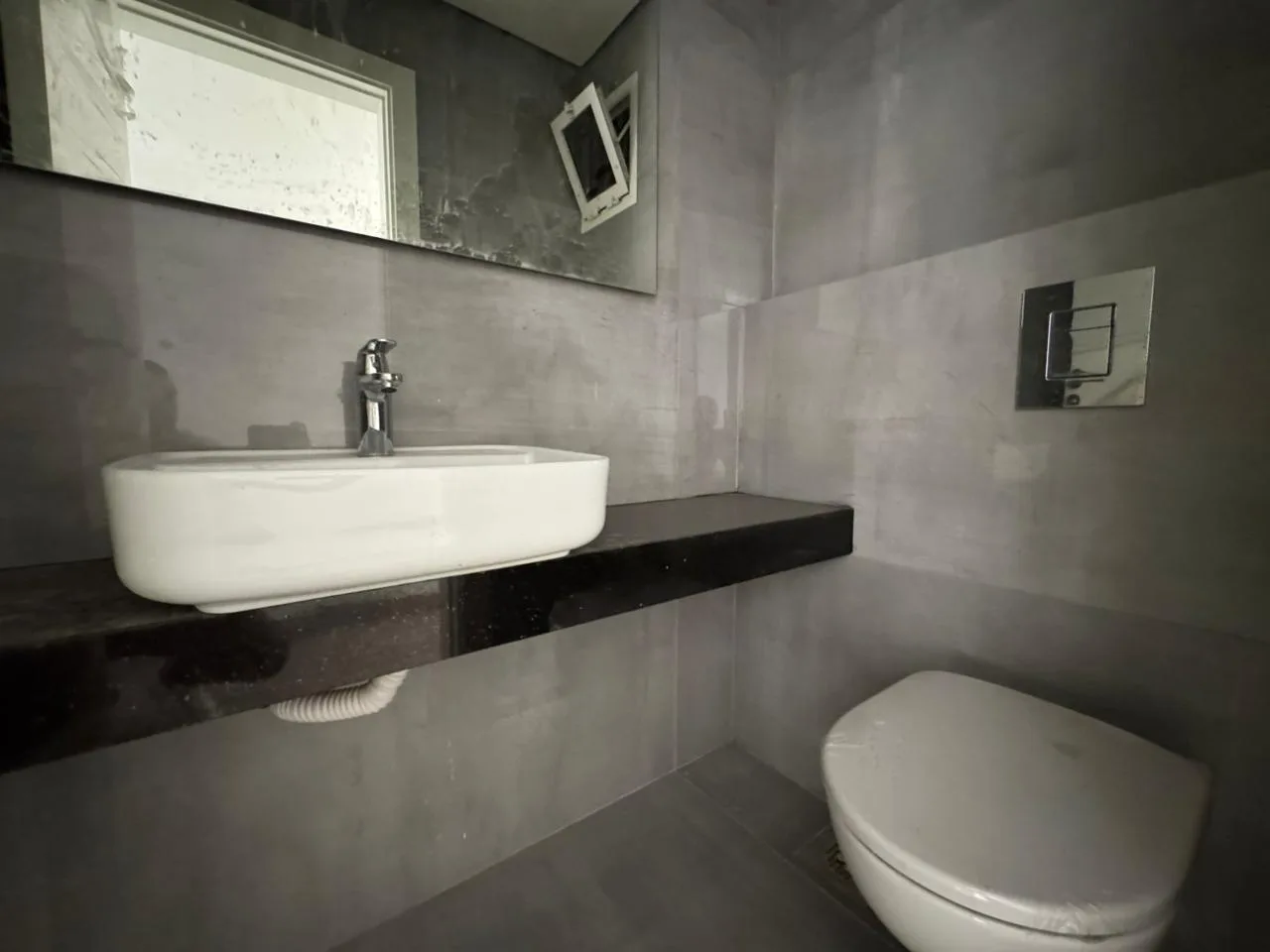 Apartment for Sale in Dekwaneh — الصورة 3