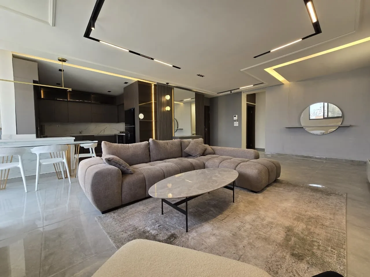 Apartment for Sale in Hotel Dieu, Beirut, Lebanon — الصورة 7