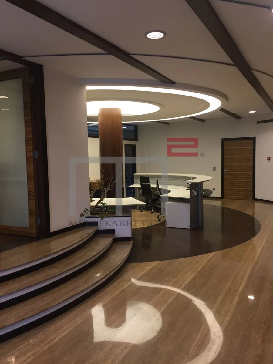 Office for Rent in Achrafieh — الصورة 3