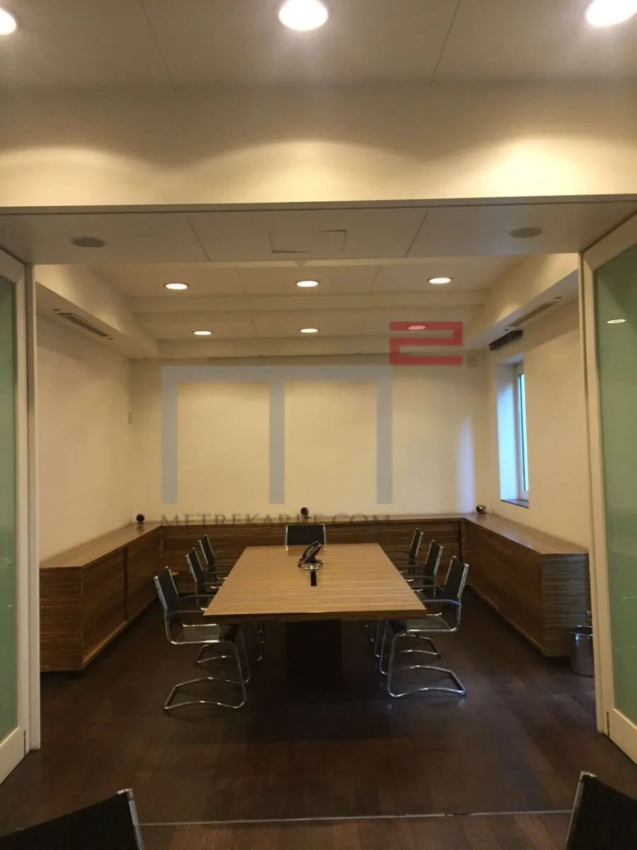Office for Rent in Achrafieh — الصورة 2