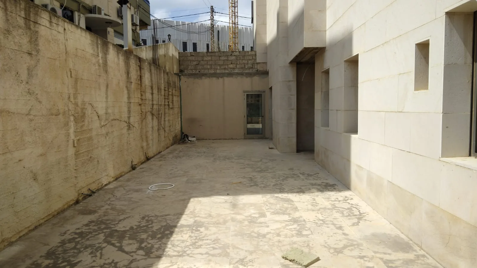 Office for rent in Aoukar — الصورة 6