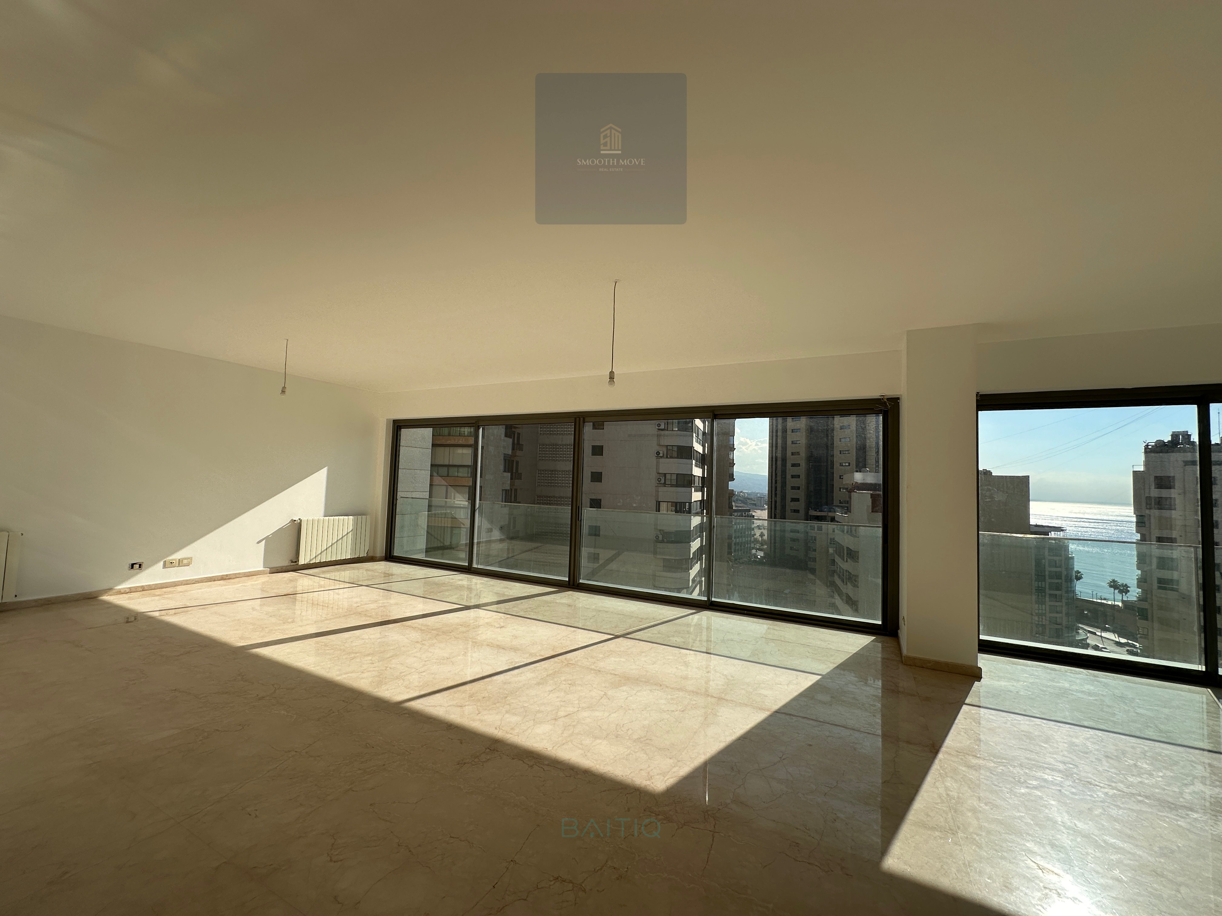 Seaview Apartment for Sale in Ain Tineh, Beirut — الصورة 14