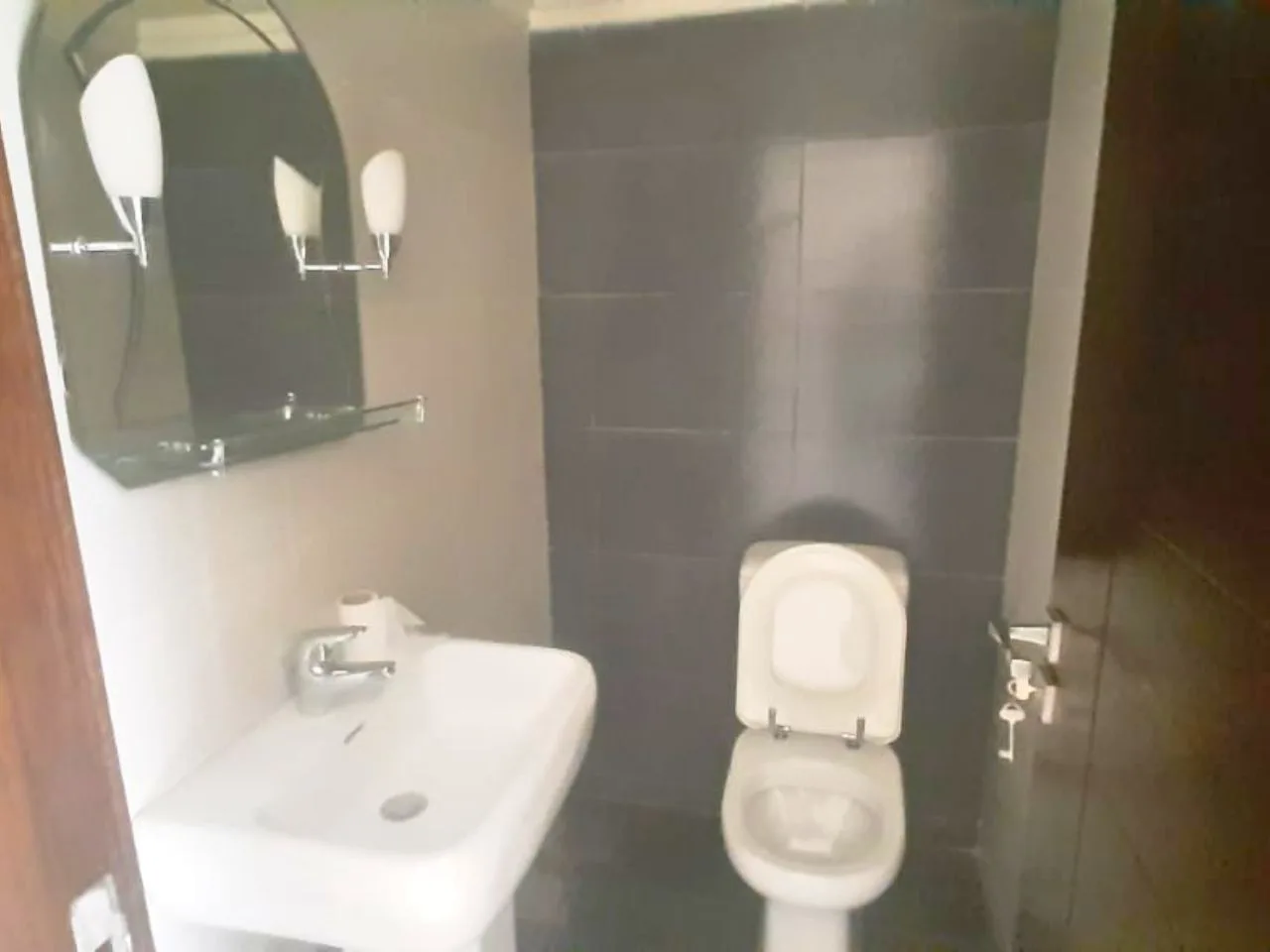 Apartment for Sale in Antelias, Lebanon — الصورة 7