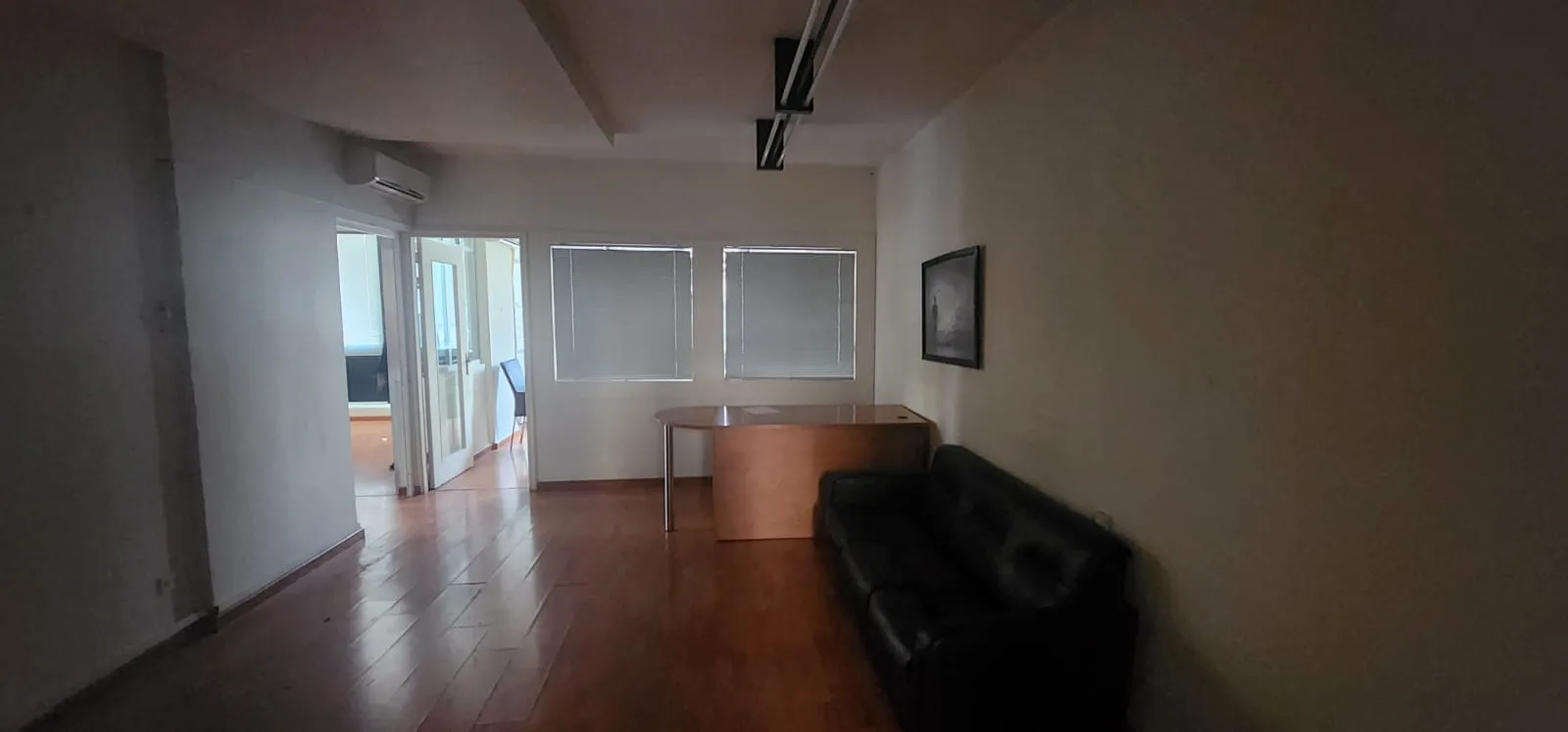 Office for rent in Jisr El Bacha — الصورة 1