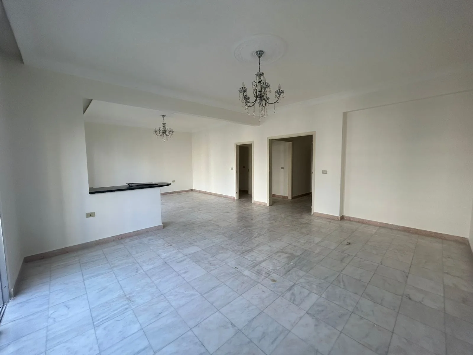 Apartment for Sale in Raoucheh, Beirut, Lebanon