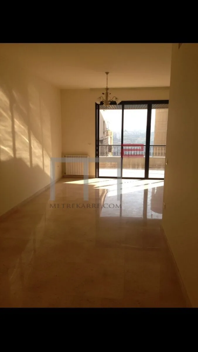 Apartment for Rent in Hazmieh — الصورة 2
