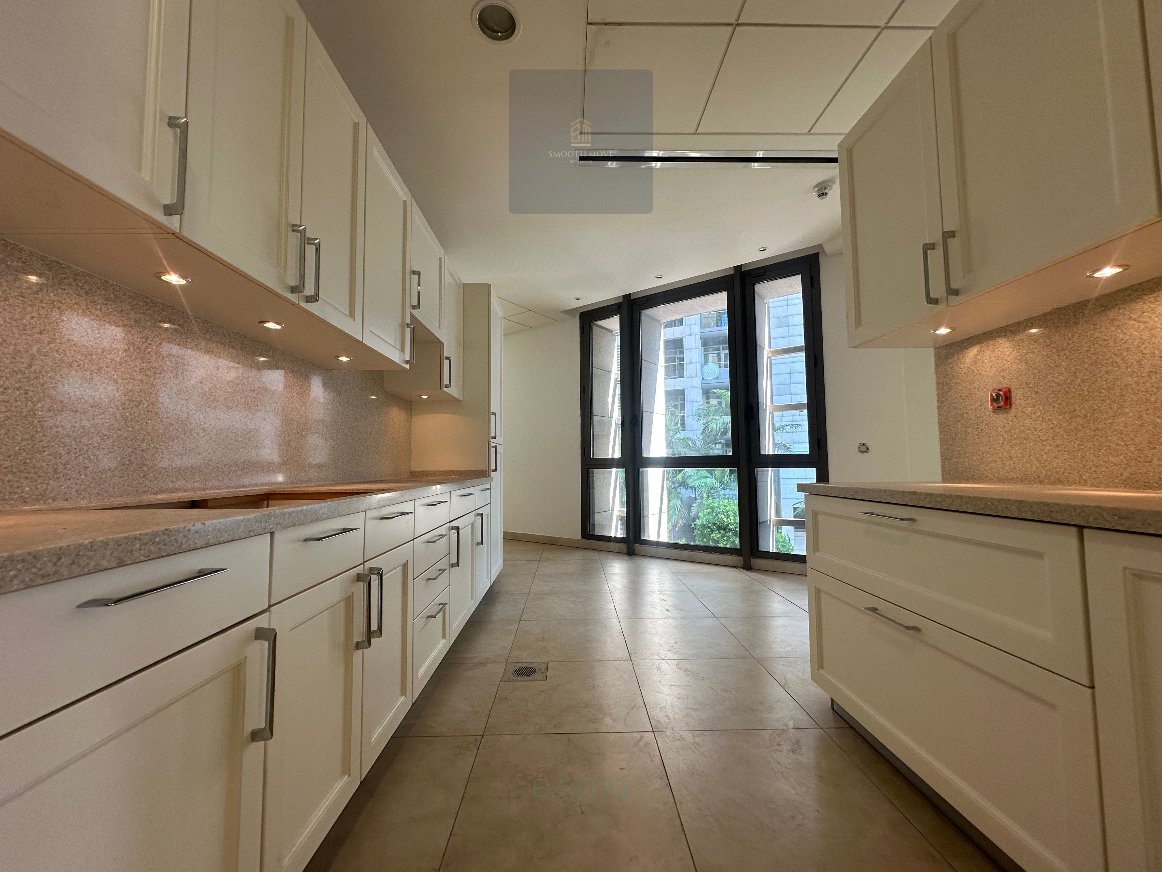 Spectacular Sea View Apartment for Sale in Downtown, Beirut — الصورة 9