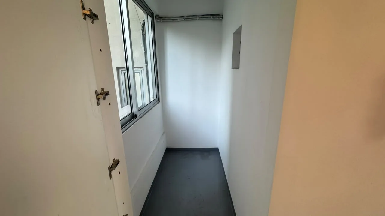 Office for Rent in Achrafieh — الصورة 5