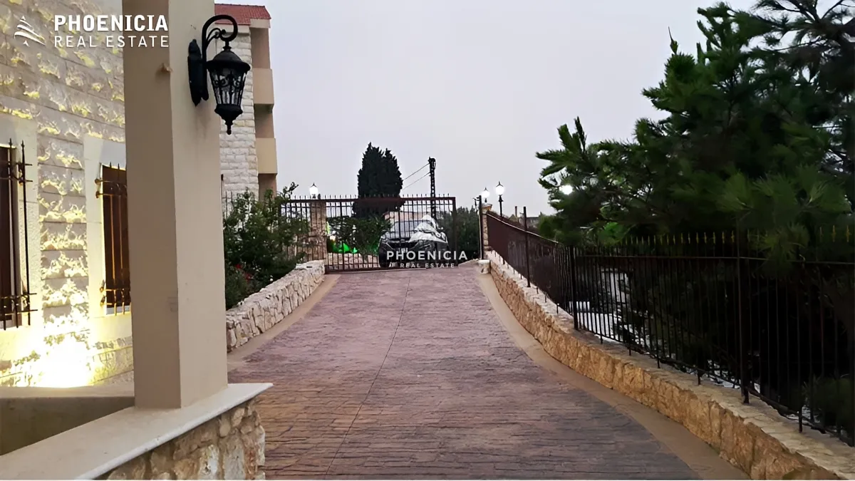 Villa for Sale in Edde — الصورة 5