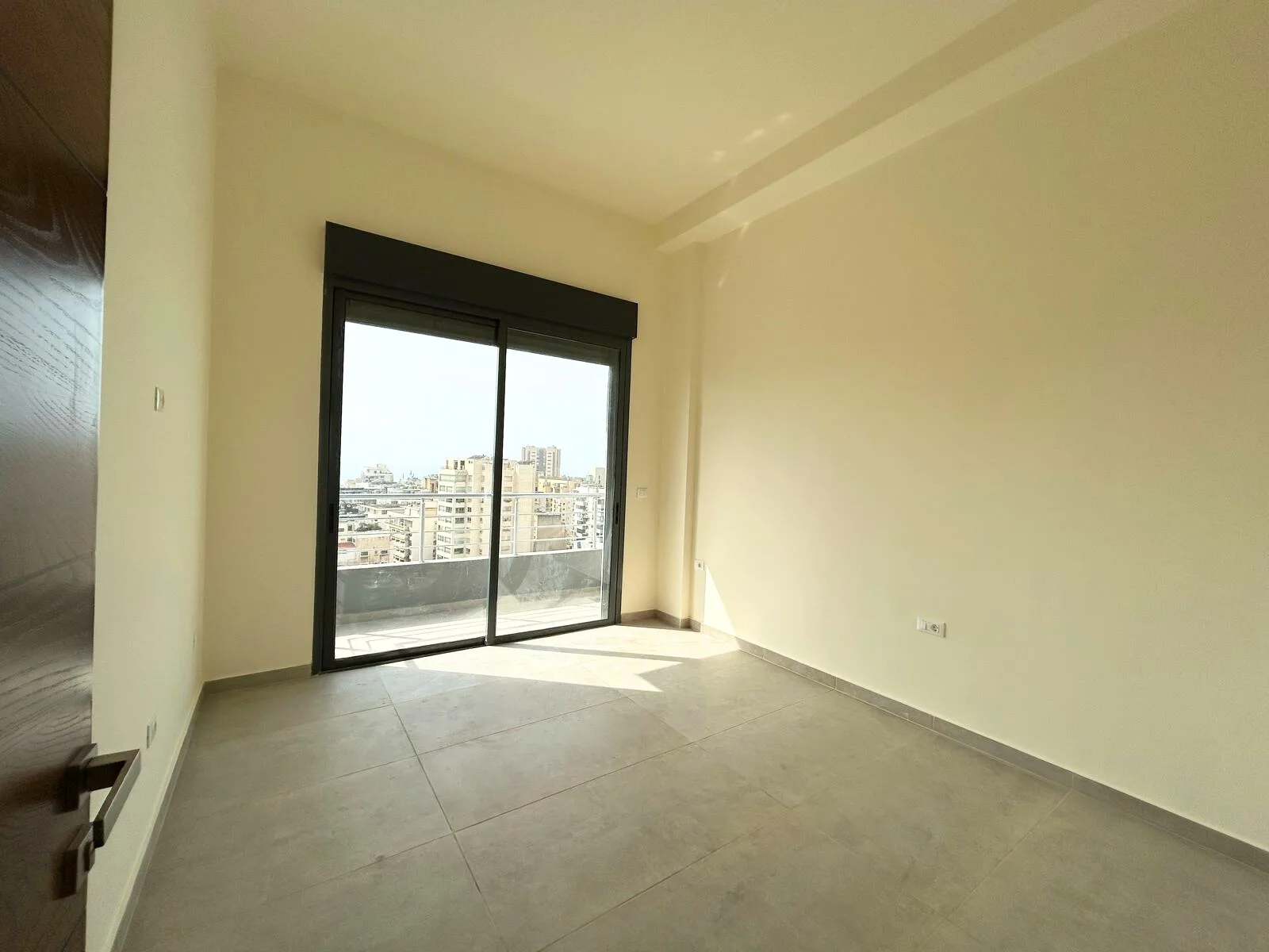 Apartment for Sale in Verdun,, Beirut, Lebanon — الصورة 8