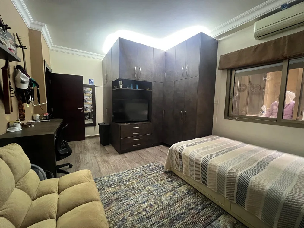 Apartment for Sale in Hazmieh, Lebanon — الصورة 6