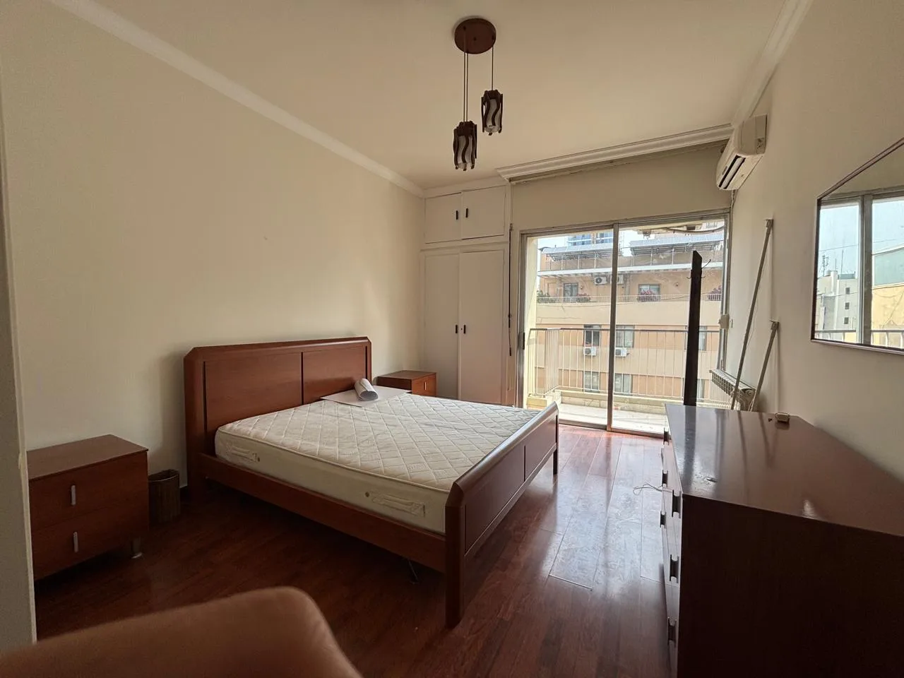 Apartment for Rent in Badaro, Beirut, Lebanon — الصورة 4